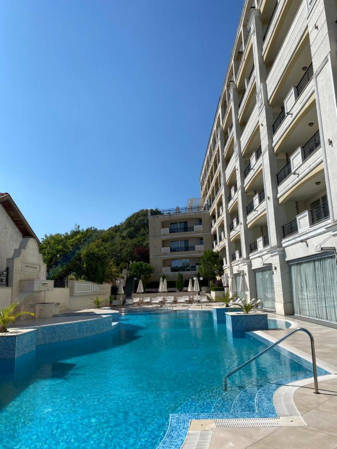 Private Apartments By The Sea With A Large Terrace In Apart Hotel! Pomorie Exterior photo