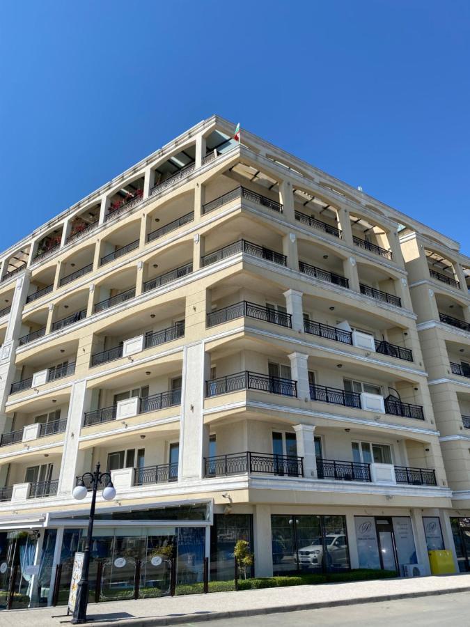 Private Apartments By The Sea With A Large Terrace In Apart Hotel! Pomorie Exterior photo