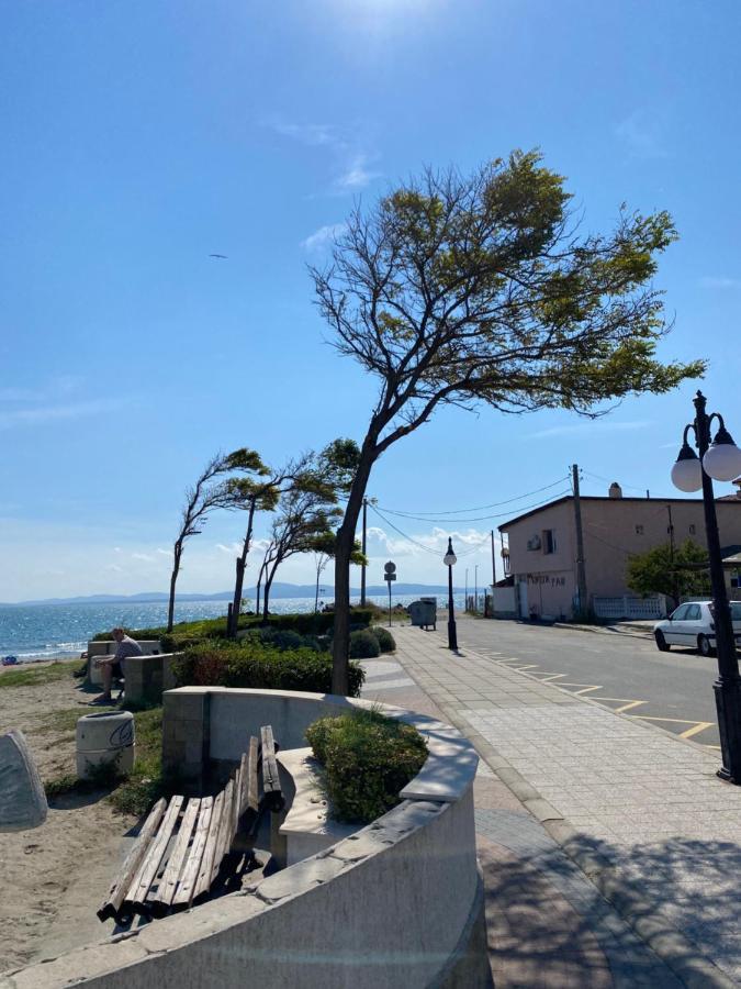 Private Apartments By The Sea With A Large Terrace In Apart Hotel! Pomorie Exterior photo