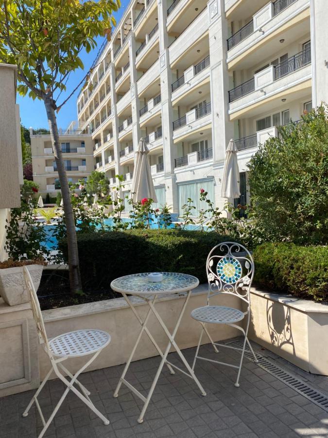 Private Apartments By The Sea With A Large Terrace In Apart Hotel! Pomorie Exterior photo