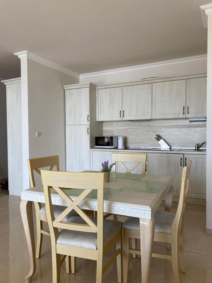 Private Apartments By The Sea With A Large Terrace In Apart Hotel! Pomorie Exterior photo