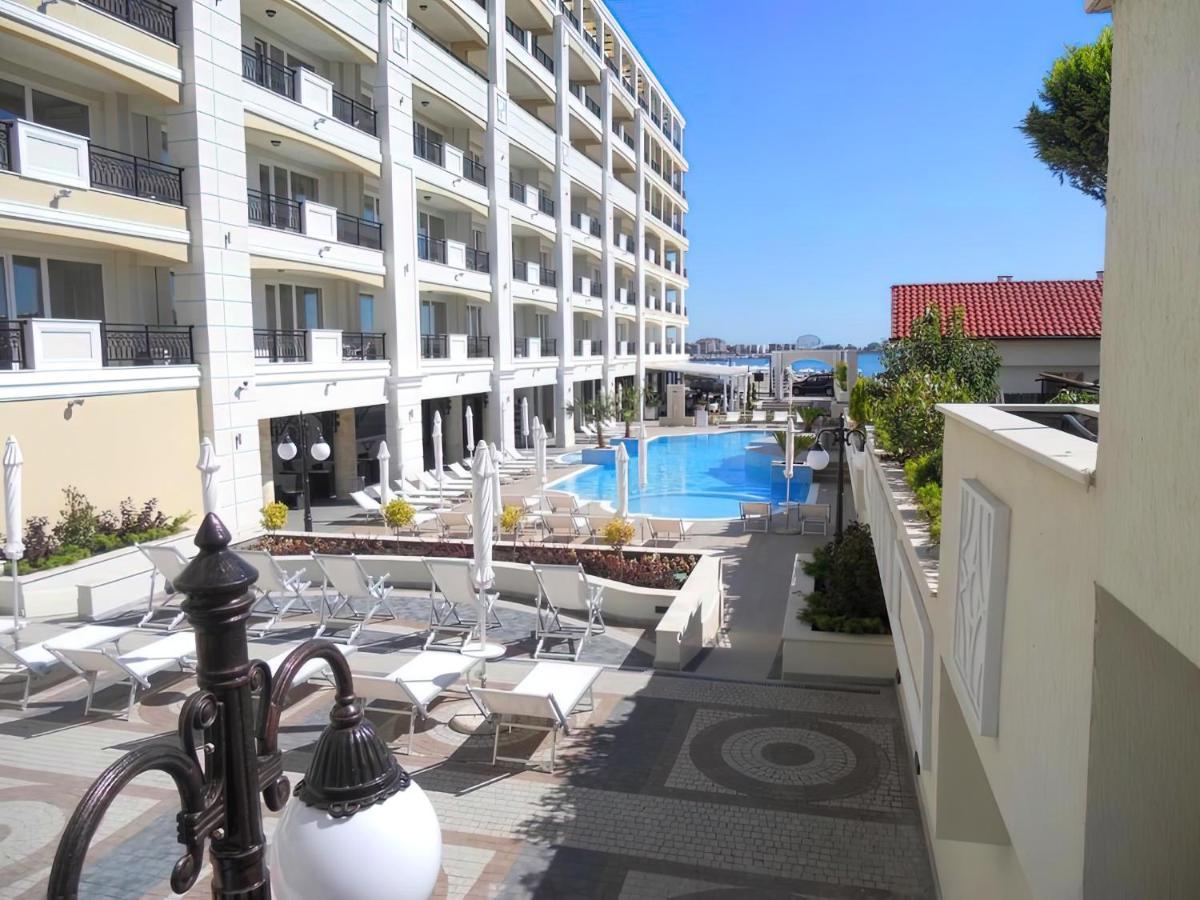 Private Apartments By The Sea With A Large Terrace In Apart Hotel! Pomorie Exterior photo