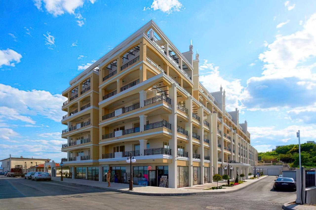 Private Apartments By The Sea With A Large Terrace In Apart Hotel! Pomorie Exterior photo