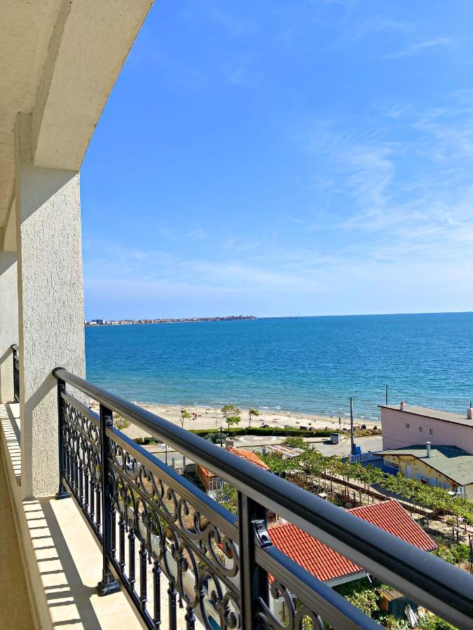 Private Apartments By The Sea With A Large Terrace In Apart Hotel! Pomorie Exterior photo